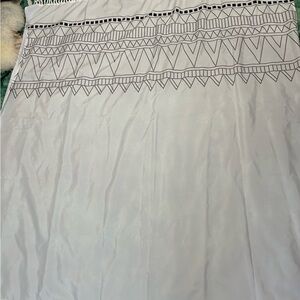 White Geometric Patterned Fabric